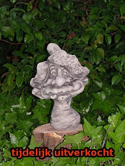 mythical tuinbeeld