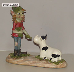 Pixie geeft koe gras